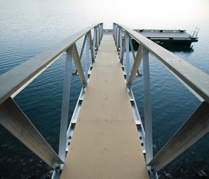 The Benefit of Floating Docks