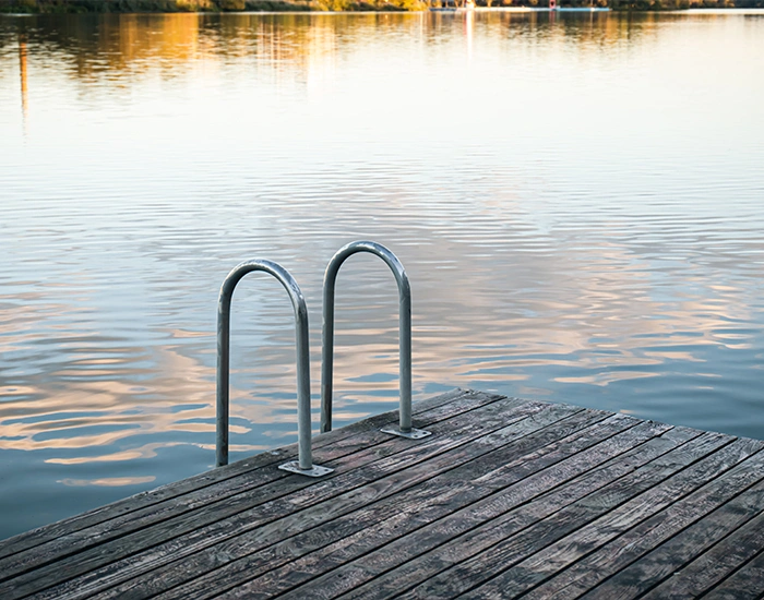 Anchored Floating Deck For Boat Access